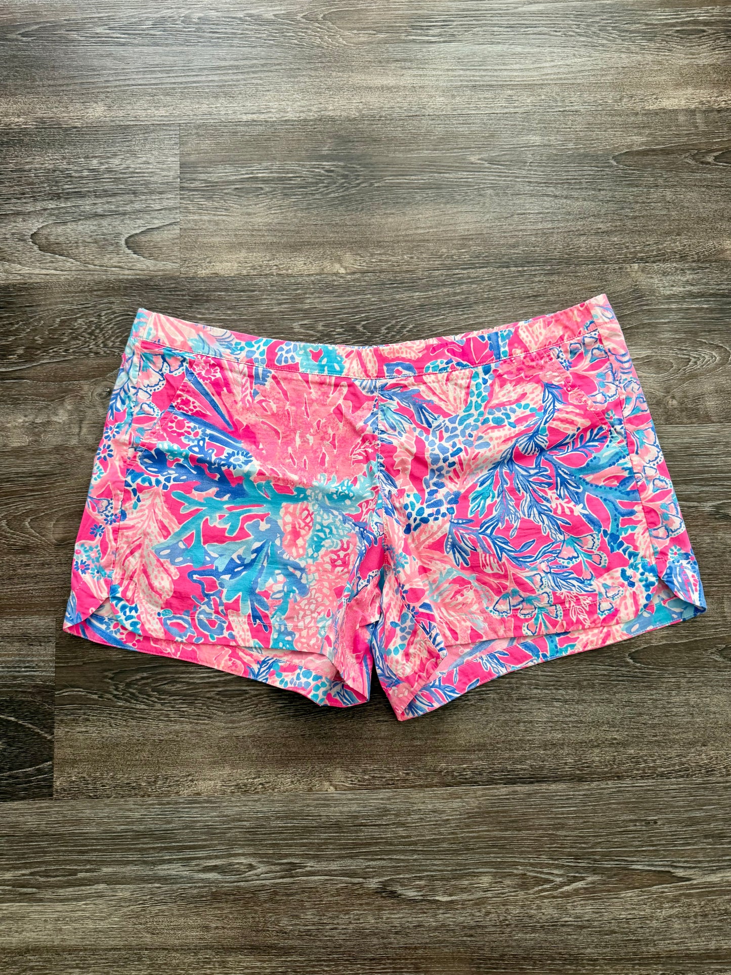 Lilly Pulitzer Shorts Size XL