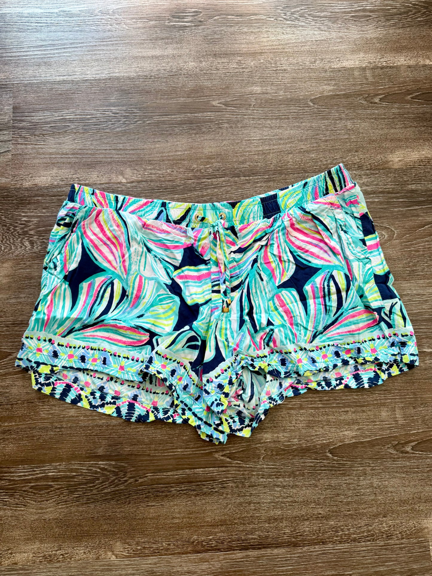 Lilly Pulitzer Shorts Size XL