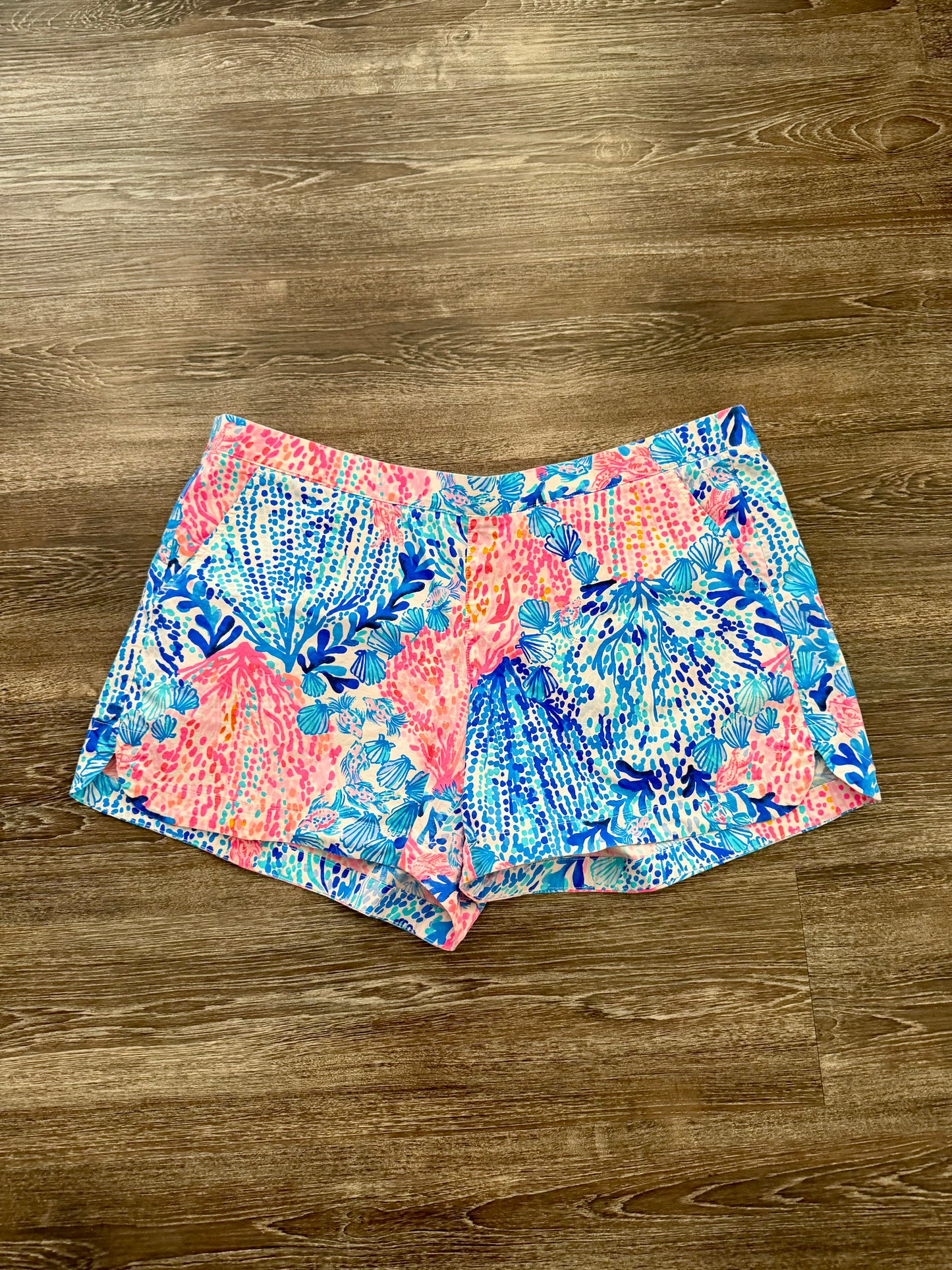 Lilly Pulitzer Shorts Size XL
