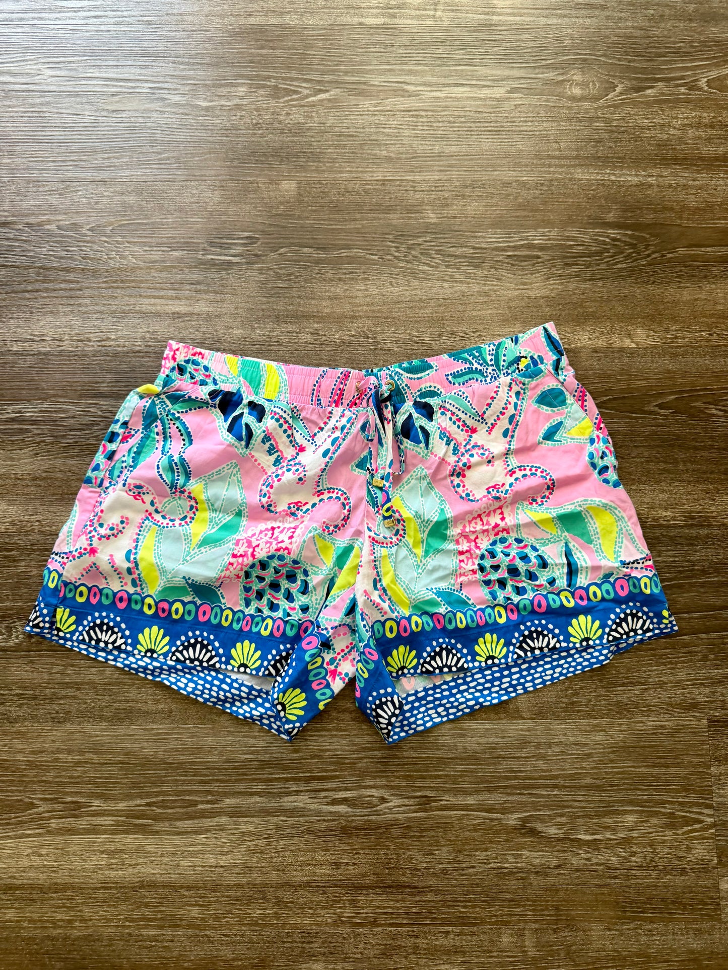 Lilly Pulitzer Shorts Size Medium