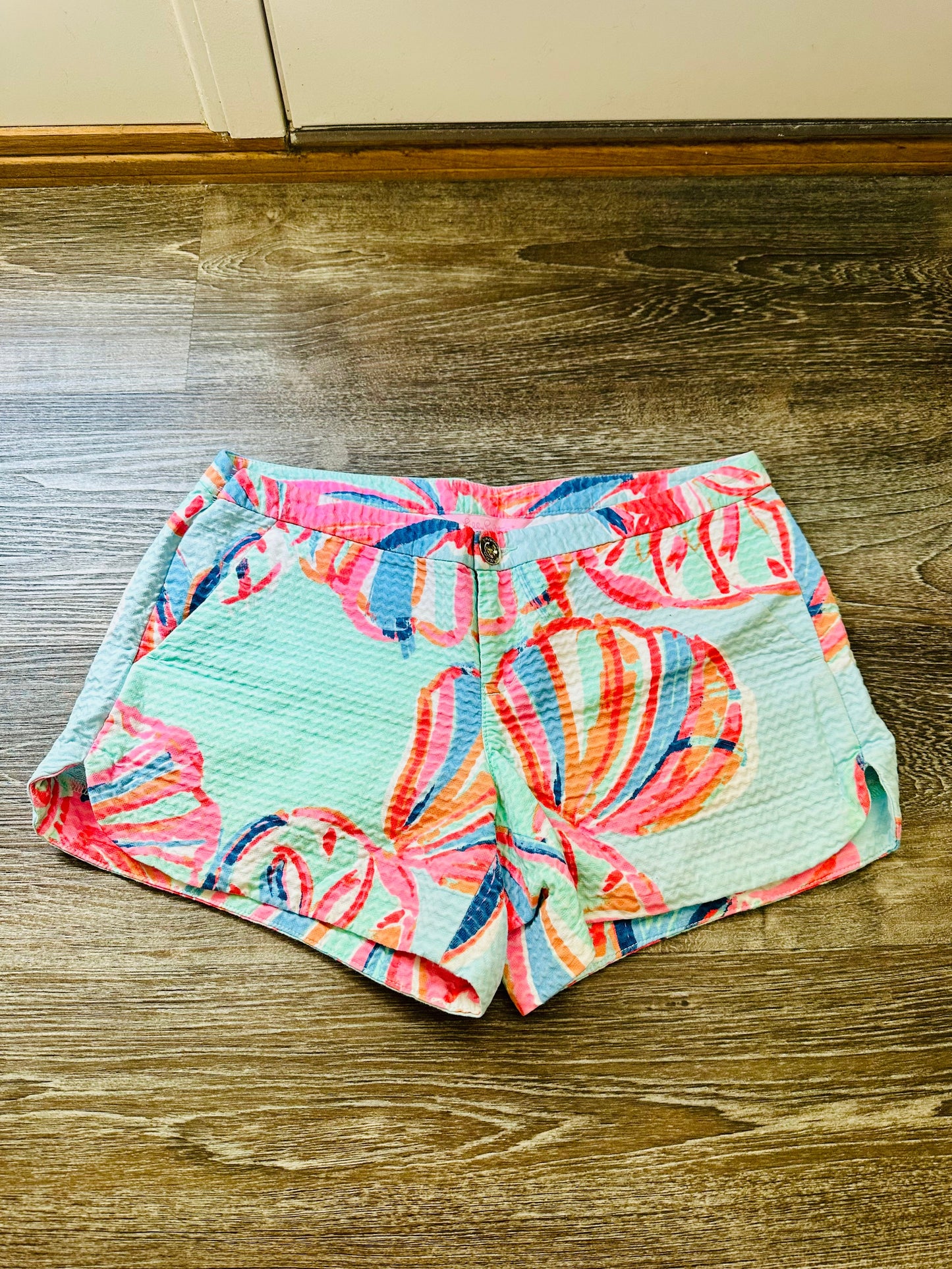 Lilly Pulitzer Shorts Size 00