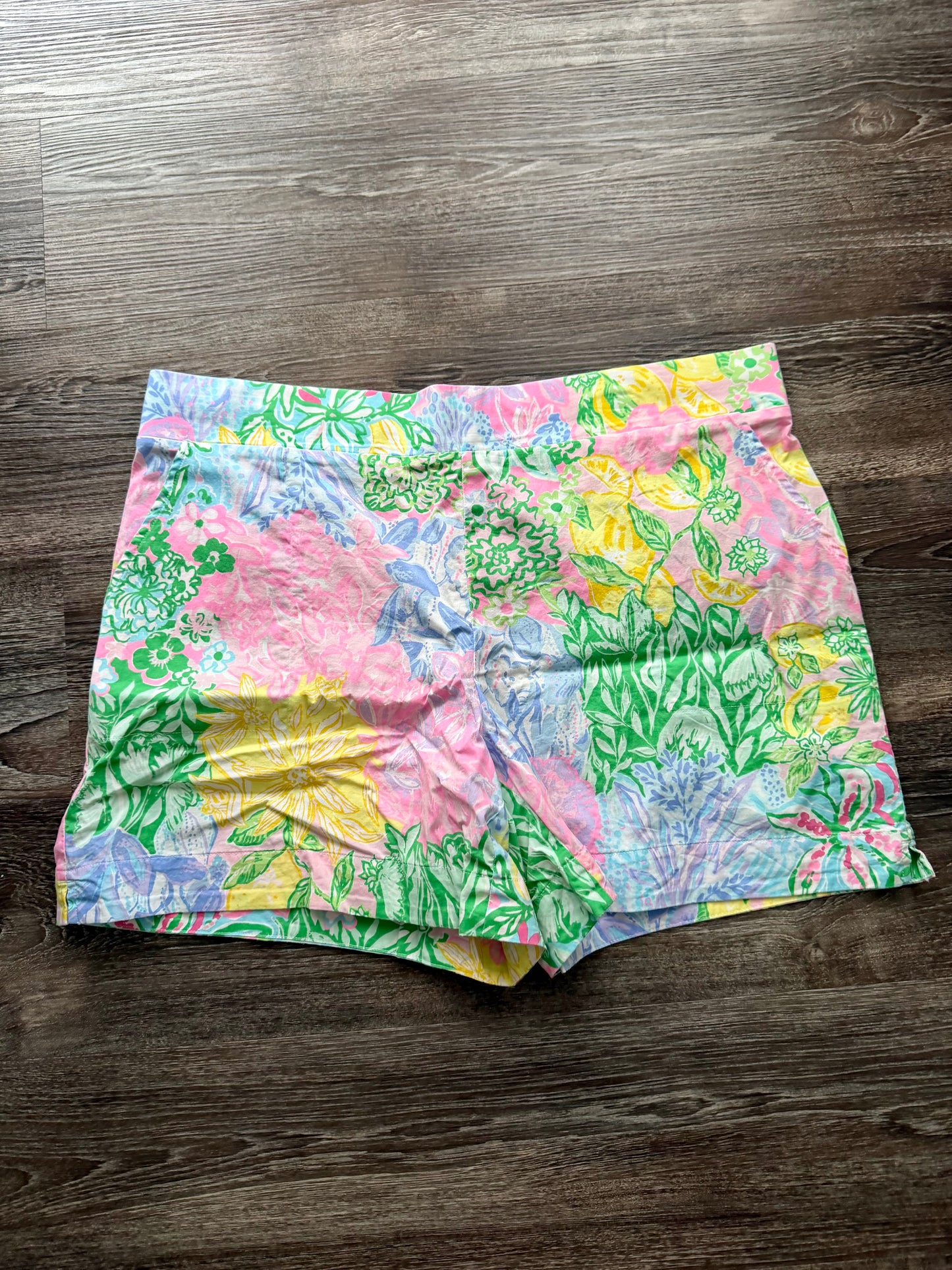 Lilly Pulitzer Shorts Size XL
