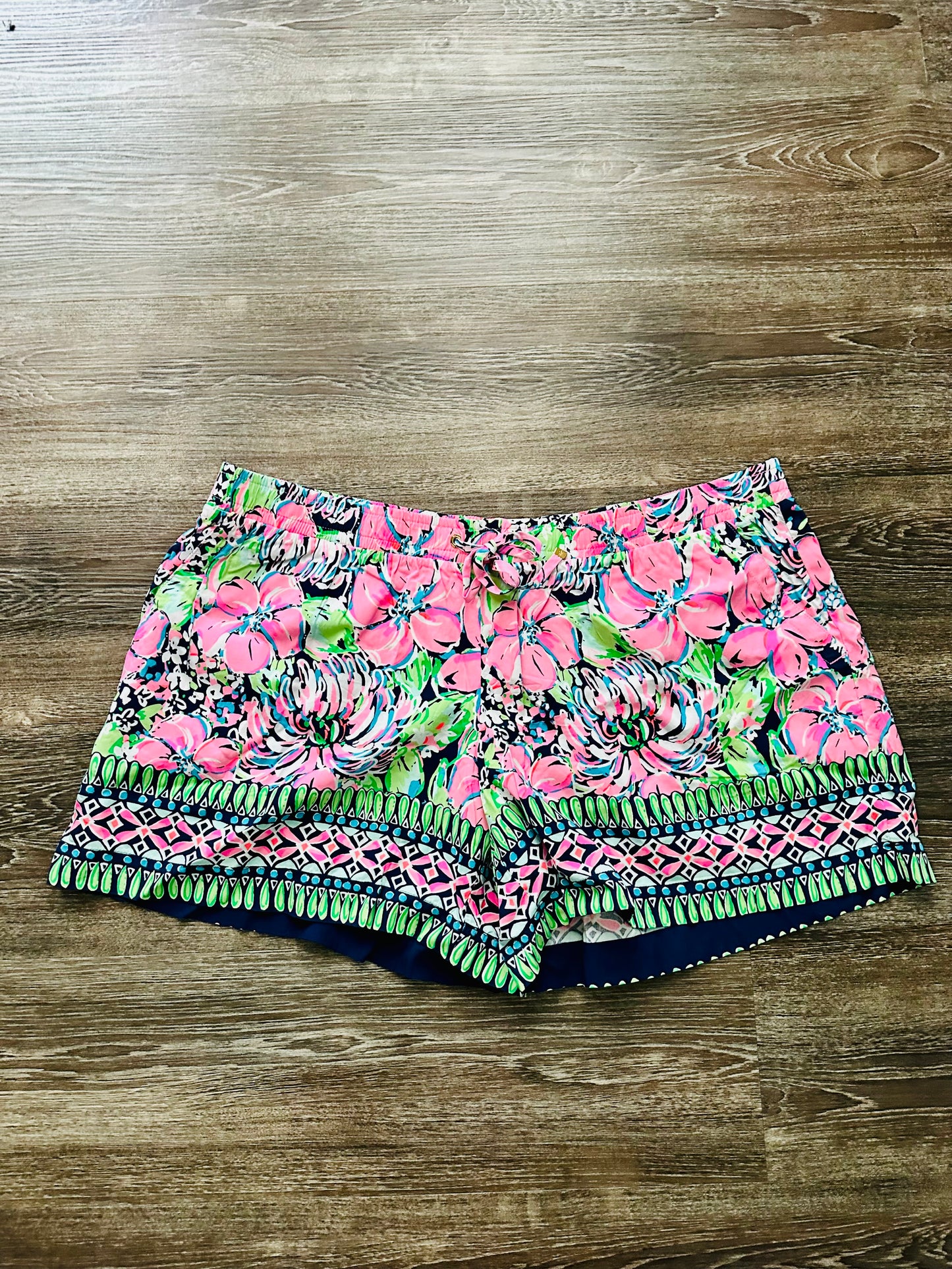 Lilly Pulitzer Shorts Size XL